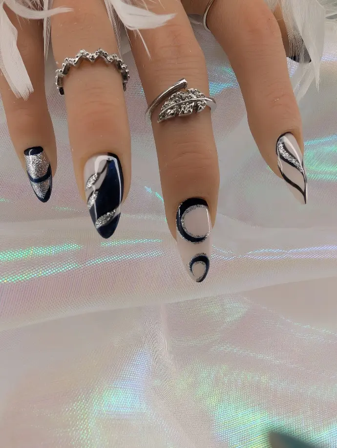 Press on nails hiver