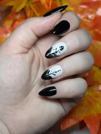 Press on nails shadow